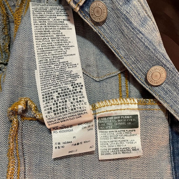 Medium Levi’s Original Trucker Jean Denim Jacket - Picture 8 of 10
